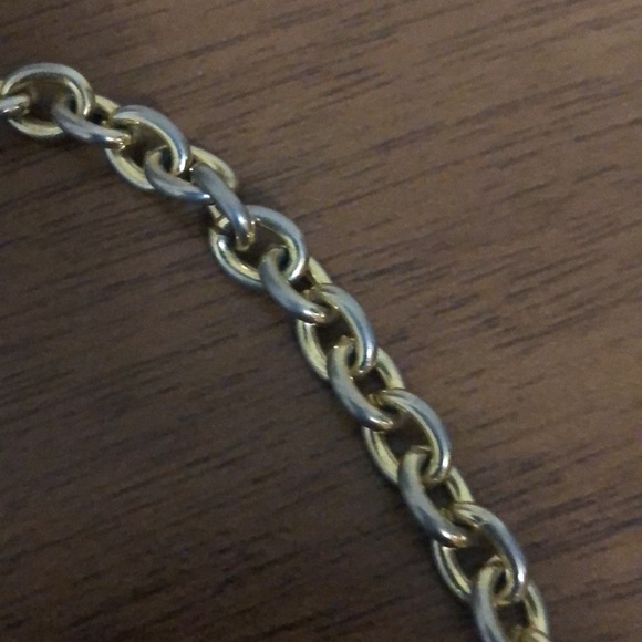 Gold heart chain necklace - Picture 3 of 5